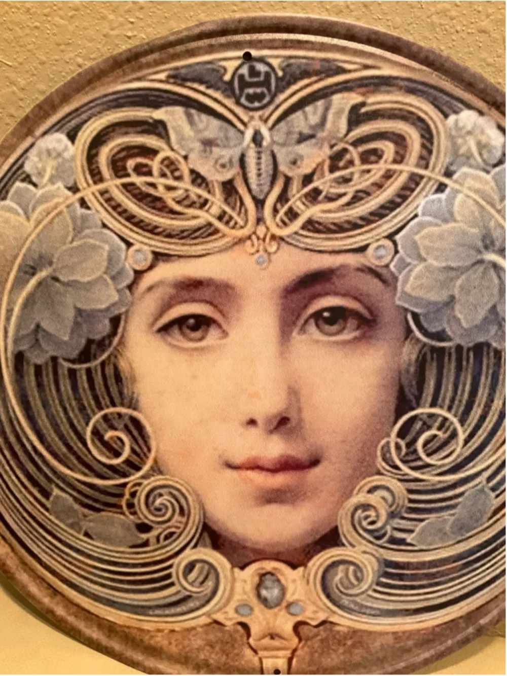 Vintage Inspired Art Nouveau Lady Portrait Round Wall Plaque Floral Cottagecore